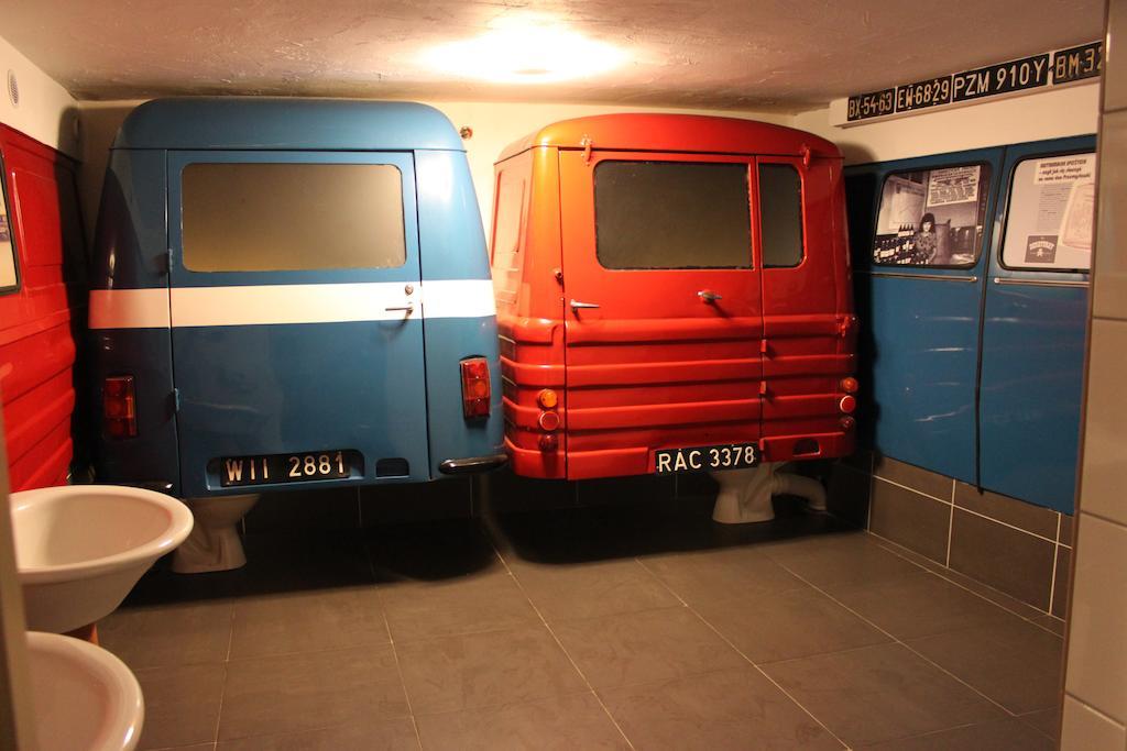 Garagehotel Włocławek Esterno foto