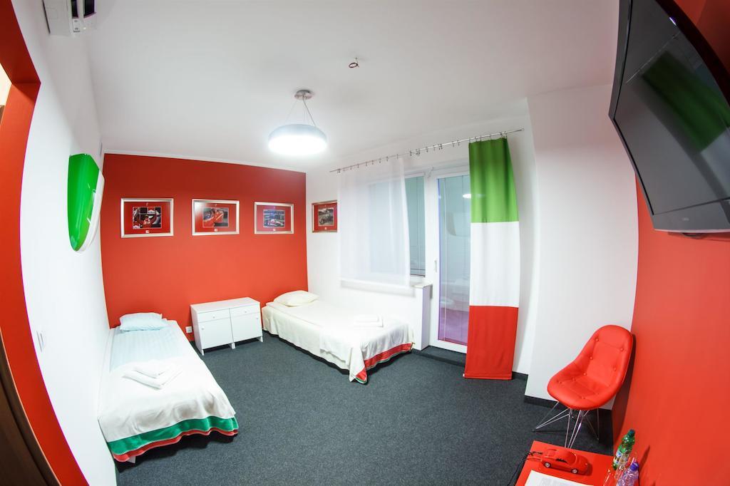 Garagehotel Włocławek Camera foto