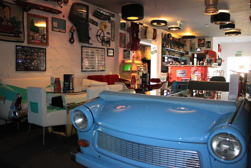 Garagehotel Włocławek Esterno foto