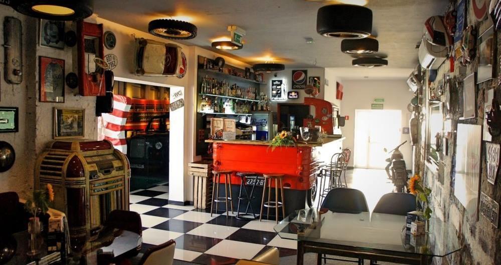 Garagehotel Włocławek Esterno foto